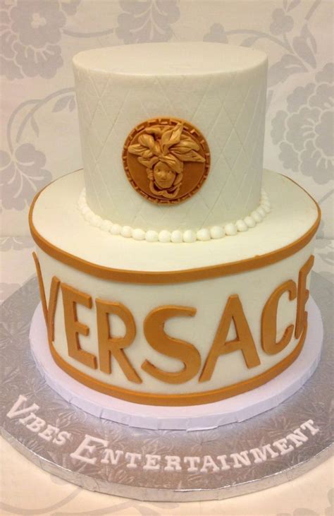 Réalisation d'un gâteau Versace 